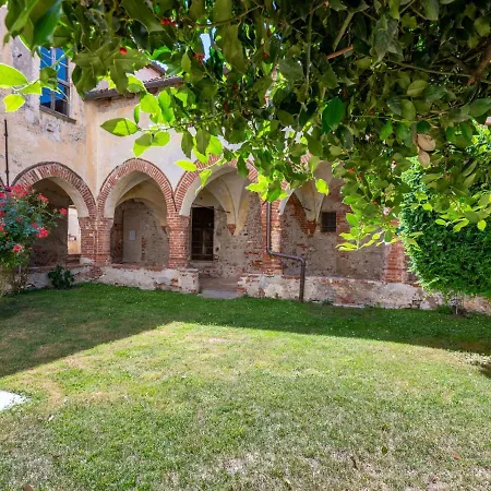 Apartment L'appartamento Del Monastero By Interhome